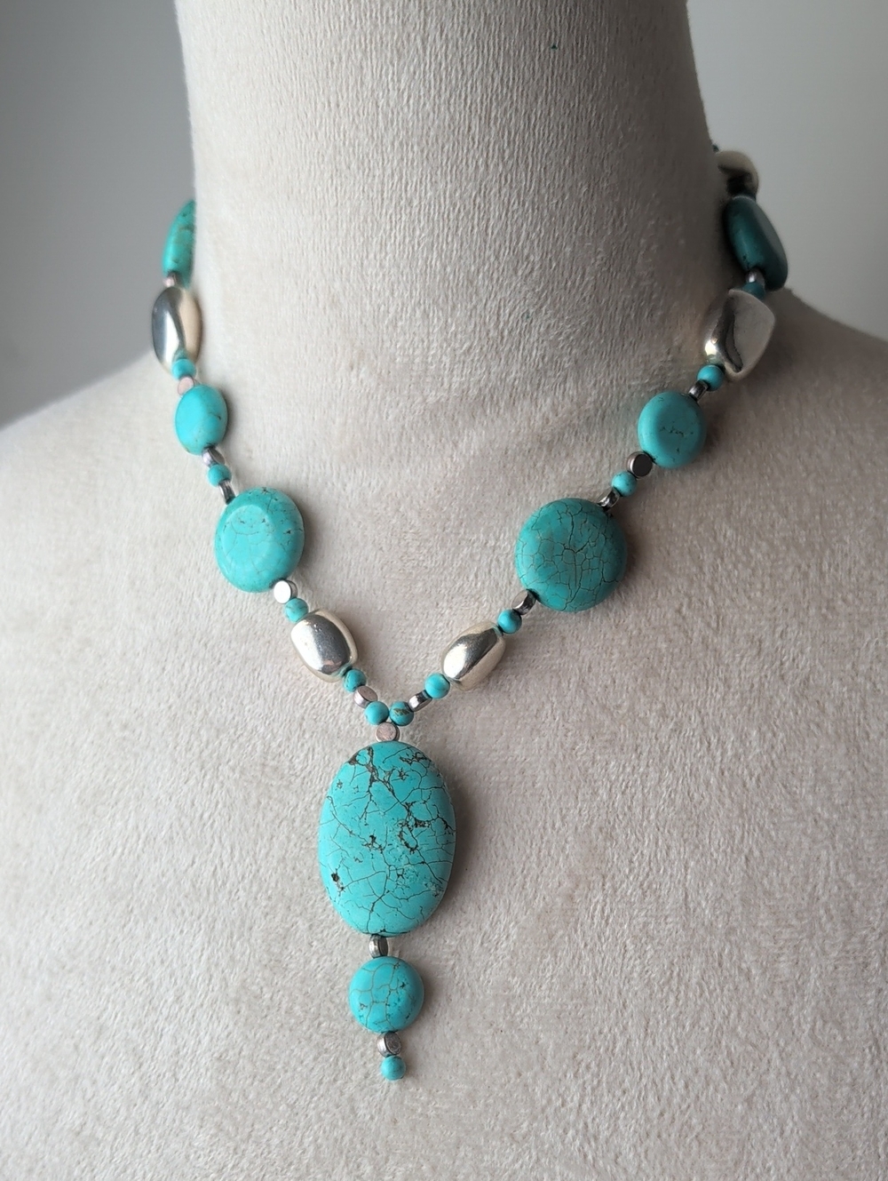 Southwestern Turquoise Blue Dyed Stone Statement Necklace Boho